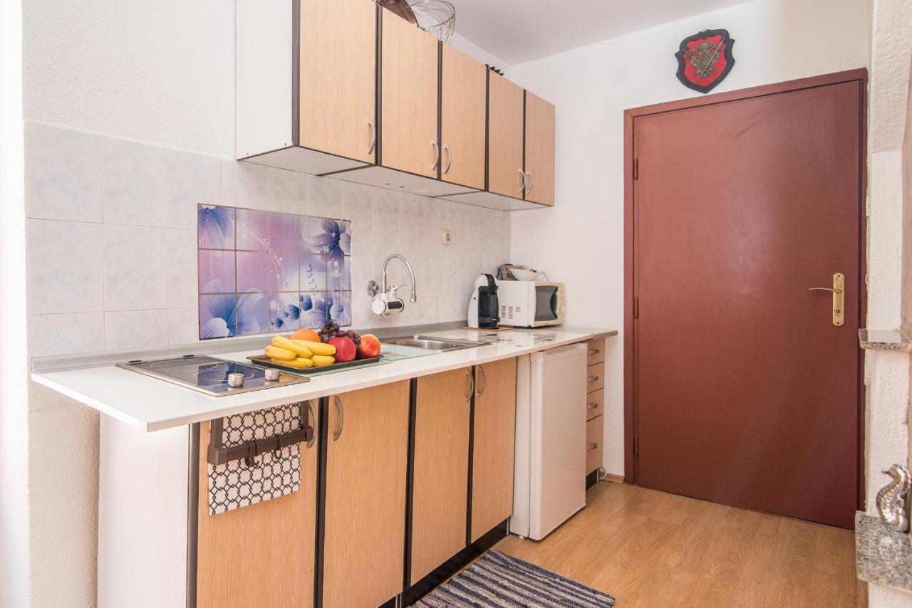 Studio Marley Ровинь Экстерьер фото